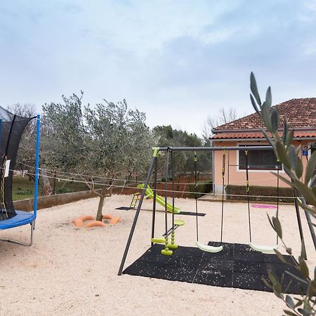 House Jasmin With Large Garden, Near Nin - By Ta Leut Villa Exterior foto