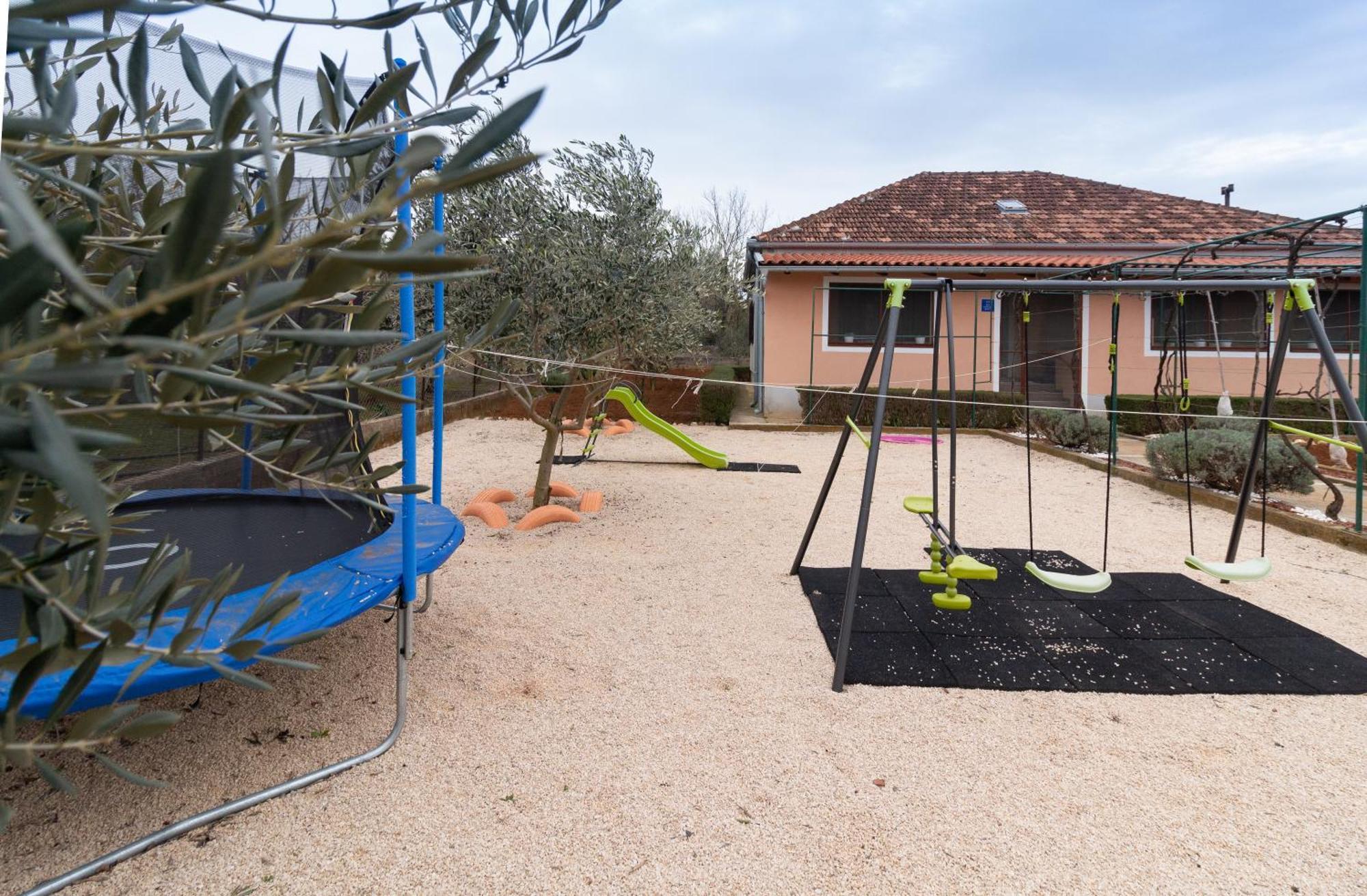 House Jasmin With Large Garden, Near Nin - By Ta Leut Villa Exterior foto